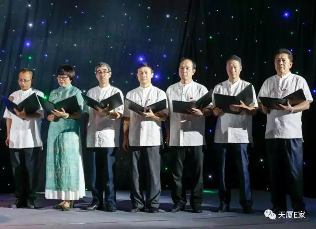 1511628240727581.png 22.png