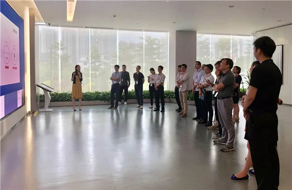 1533096546104858.jpg 08.jpg