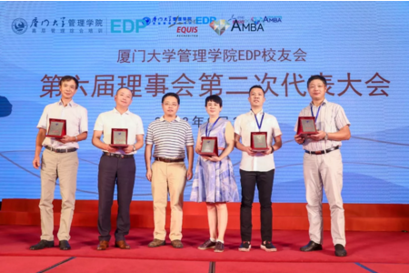 1540955627405808.png blob.png