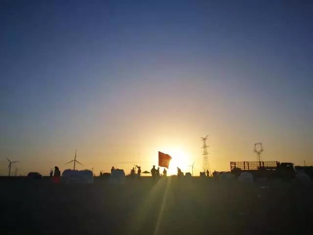 1511593591791784.jpg 10.jpg