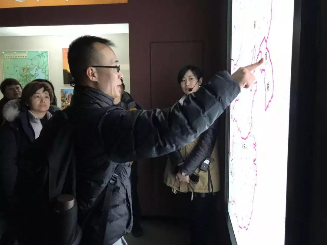 1544679619526383.jpg 1544679619526383.jpg