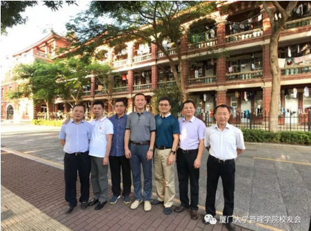 1540947373718408.png blob.png