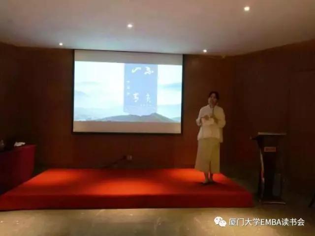 1511627122499857.jpg 2.jpg