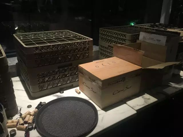 1511499154954143.jpg 02.jpg