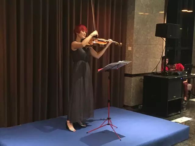 1511499226103104.jpg 10.jpg