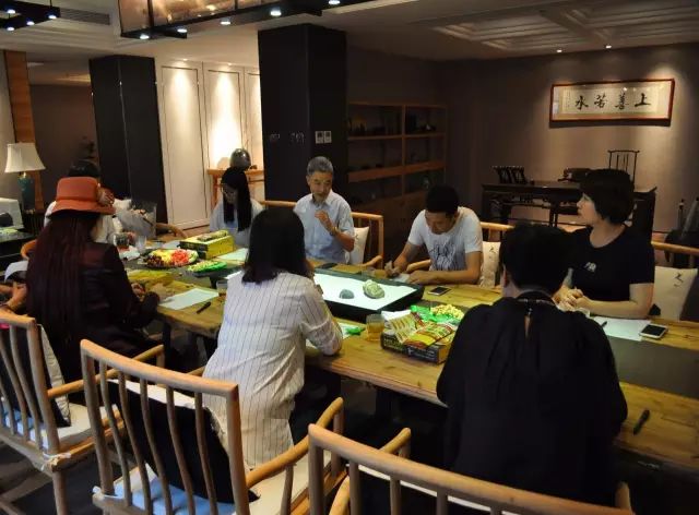 1511498228109765.jpg 03.jpg