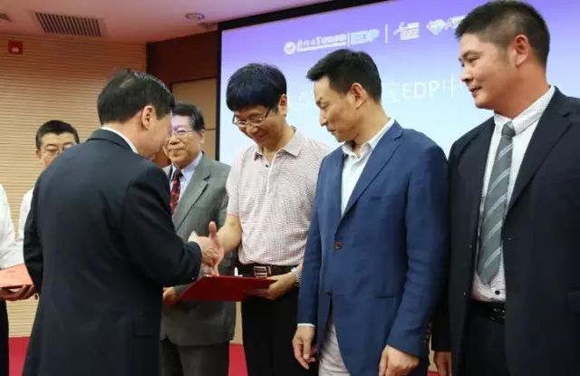 1511492483309828.jpg 04.jpg