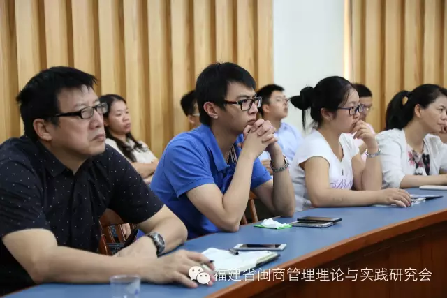 1513735975100619.png blob.png